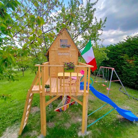 Mansarda Viti - Sguardo Su Frontone - Apartman Kültér fotó