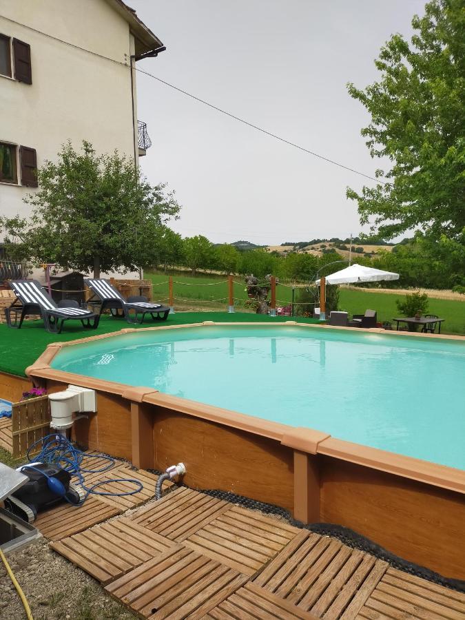 Mansarda Viti - Sguardo Su Frontone - Apartman Kültér fotó
